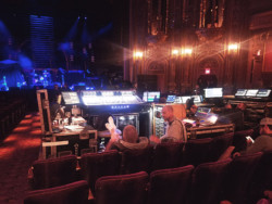 Lenny Kravitz PA @United Palace NYC 2019