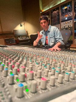 @StudioG (Brooklyn, NYC) 2023